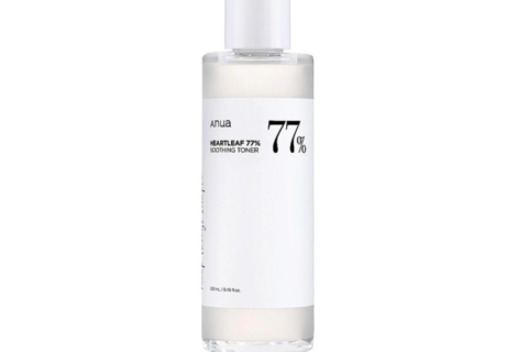 ANUA Heartleaf 77% Soothing Toner – 250ml. It could be a product shot, lifestyle image, or close-up of the toner bottle.